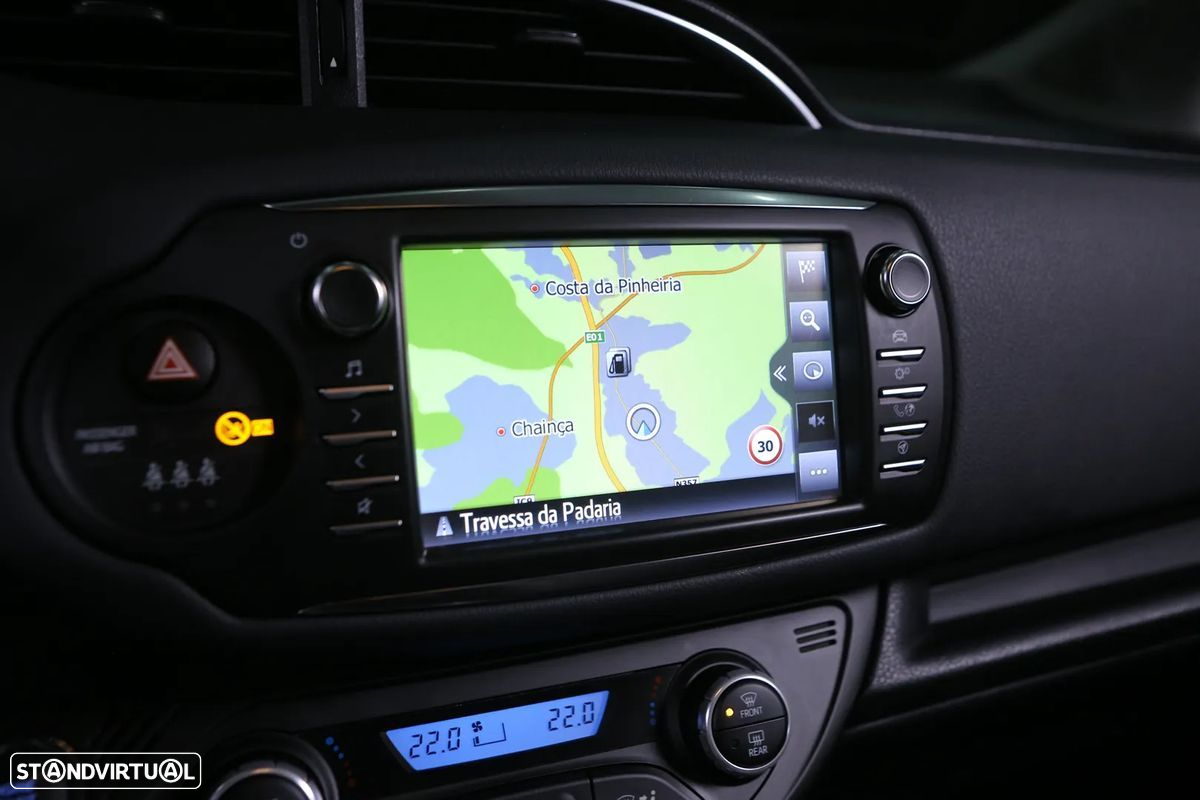 Toyota Yaris 1.0 VVT-i 20 Anos - 22
