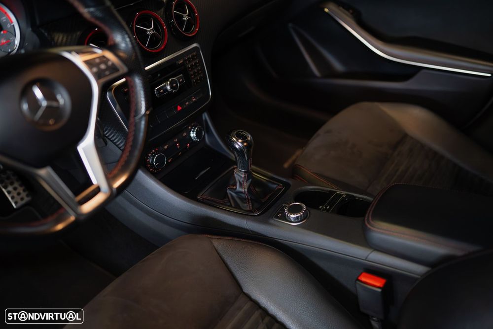 Mercedes-Benz A 180 CDI AMG Line - 19