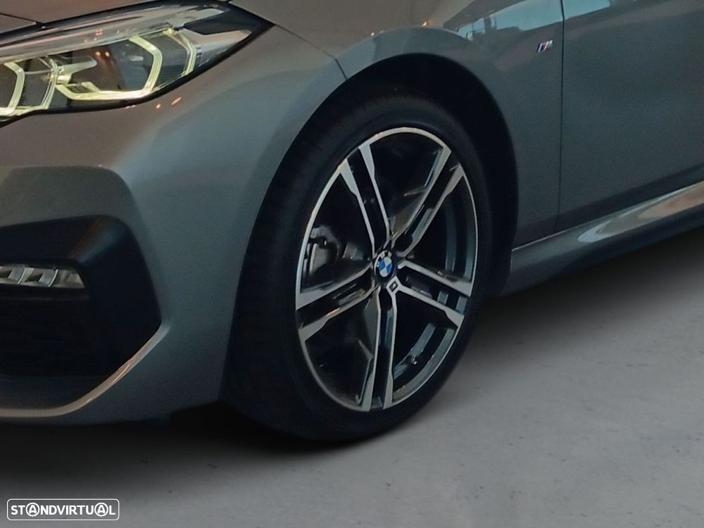 BMW 216-gran-coupe d Pack Desportivo M - 4