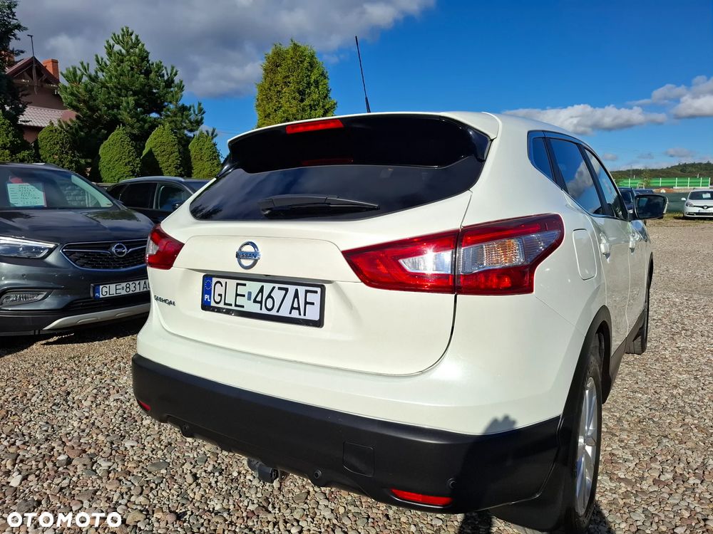Nissan Qashqai 1.2 DIG-T Visia - 8