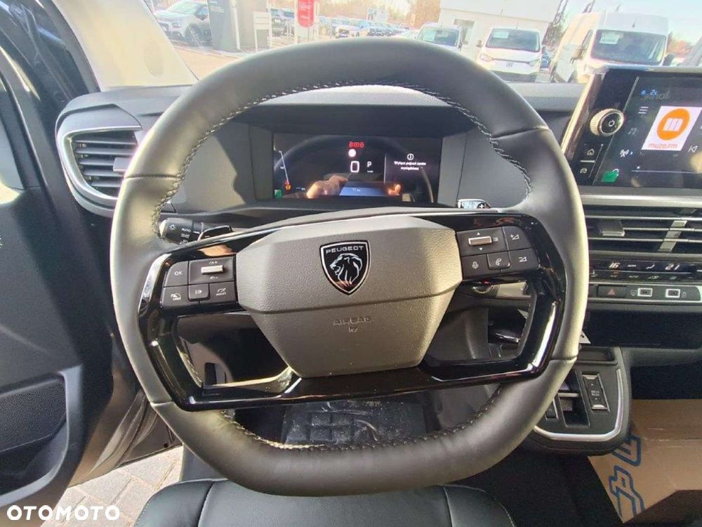 Peugeot Traveller 2.0 BlueHDi Long Business EAT8 - 20