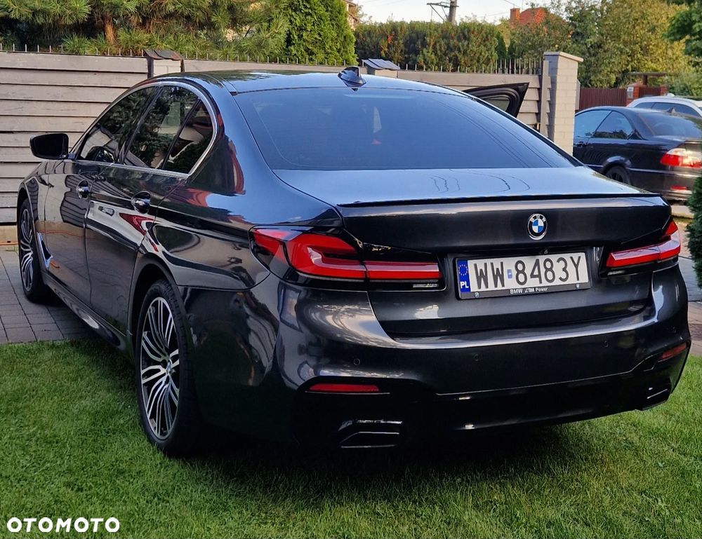 BMW Seria 5 530i xDrive - 9