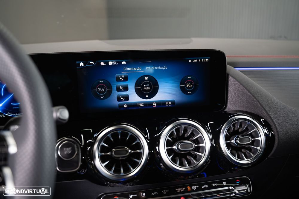 Mercedes-Benz EQA 250+ AMG Line - 35