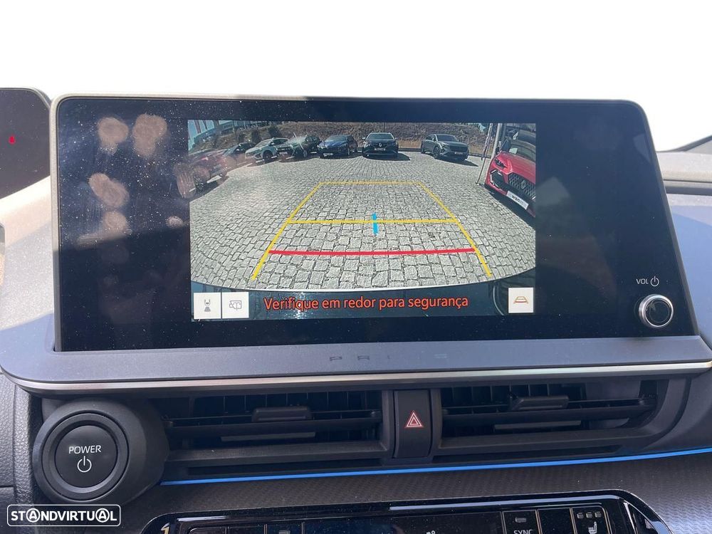 Toyota Prius 2.0 Plug-in Luxury - 21