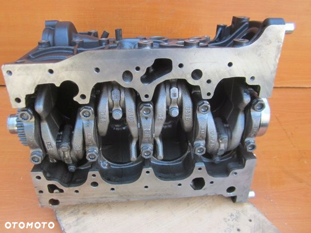 VW AUDI A3 RS3 SKODA 2.0 TDI DST DFB DEZ MISKA OLEJU KARTER 05L103603P V100 - 11
