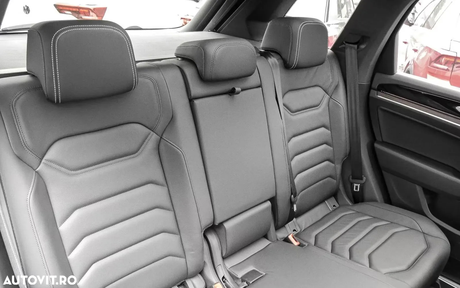 Volkswagen Touareg 3.0 V6 e-Hybrid 4Motion Aut. Elegance - 15