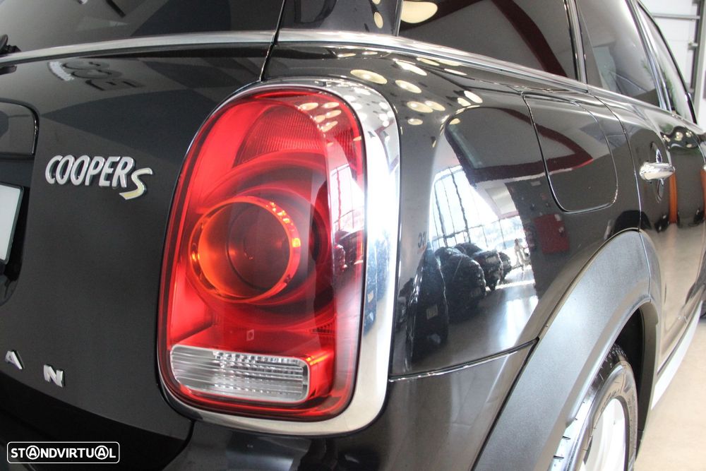 MINI Countryman Cooper SE ALL4 Auto - 4
