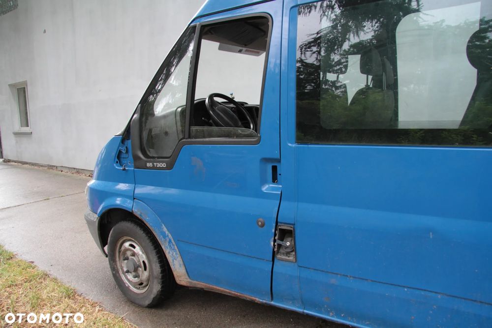 Ford TRANSIT FURGON 300L - 4