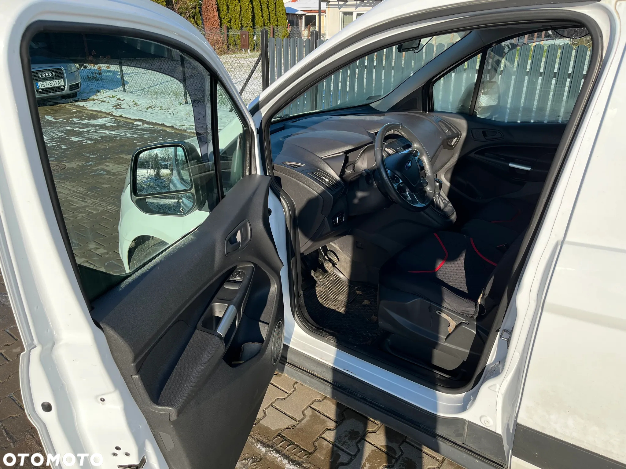 Ford Transit Connect - 12