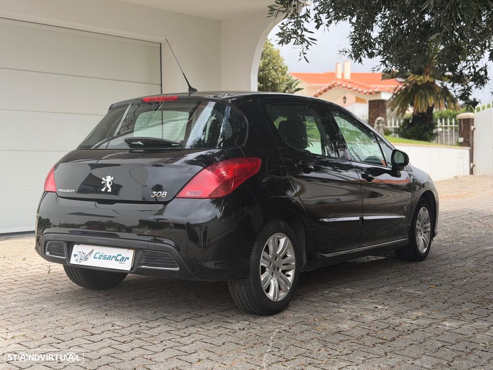Peugeot 308 1.6 HDi Executive - 11