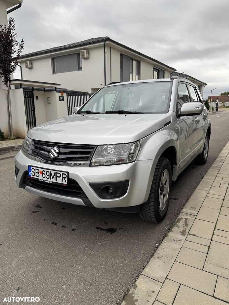 Suzuki Grand Vitara 1.9 DDiS Comfort + DPF - 3