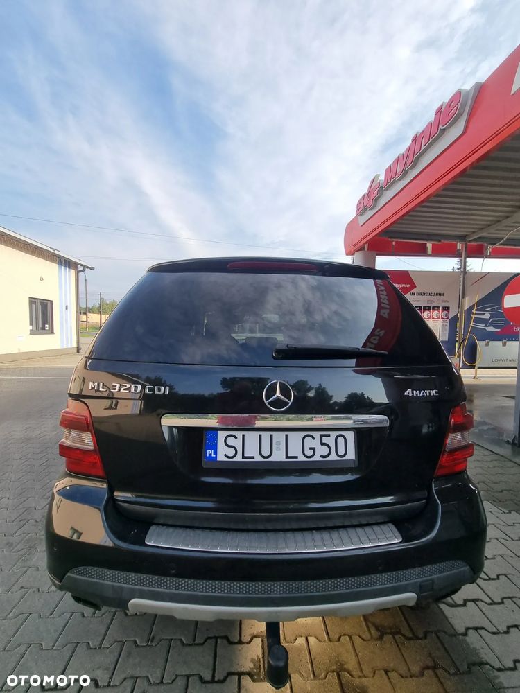 Mercedes-Benz ML - 9