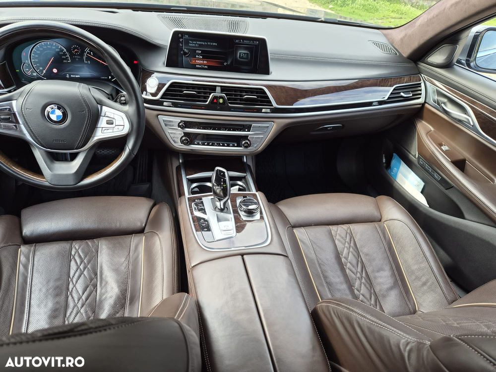 BMW Seria 7 730d xDrive Edition Exclusive - 11
