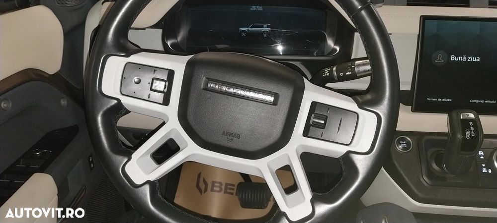 Land Rover Defender - 13