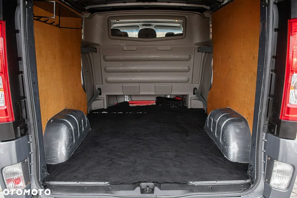 Renault Trafic - 9