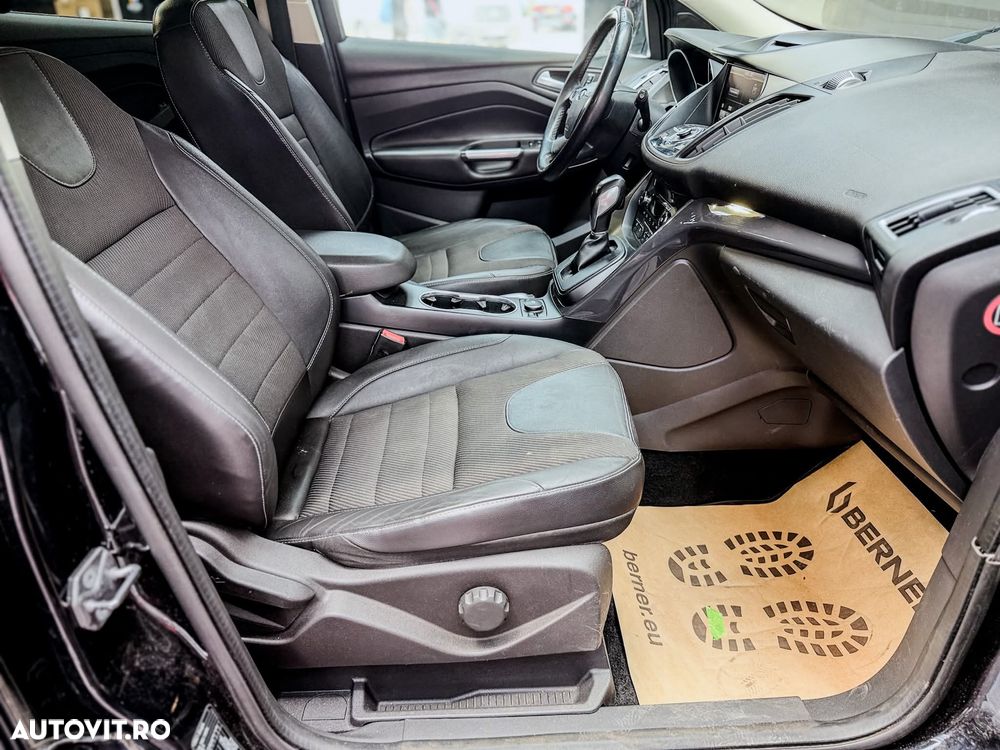 Ford Kuga - 22