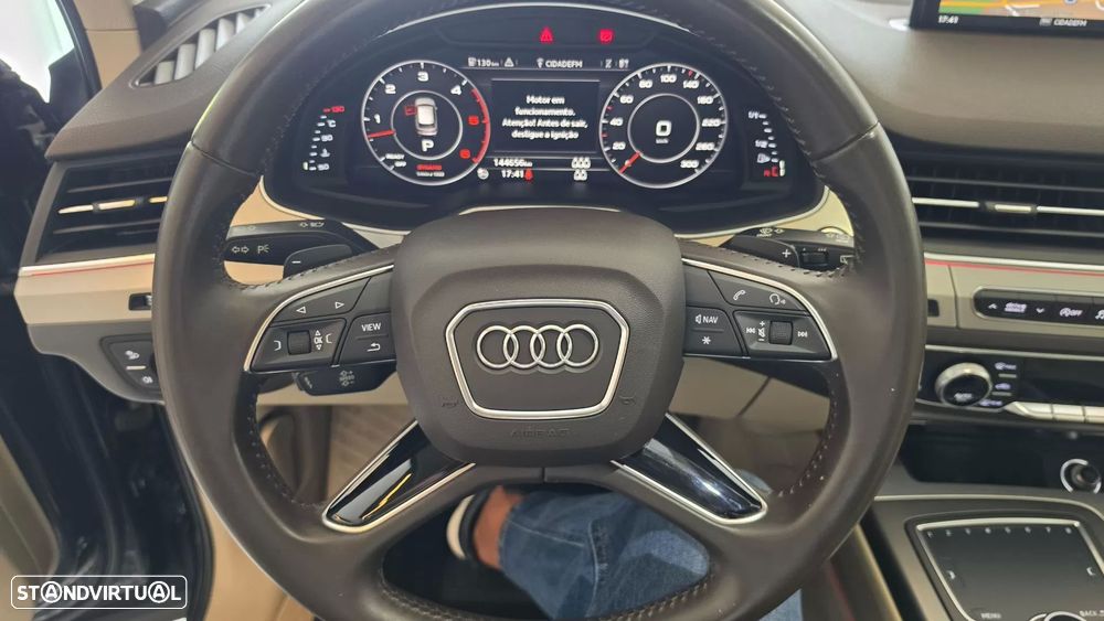 Audi Q7 3.0 TDI quattro S-line Tiptronic 7L - 48