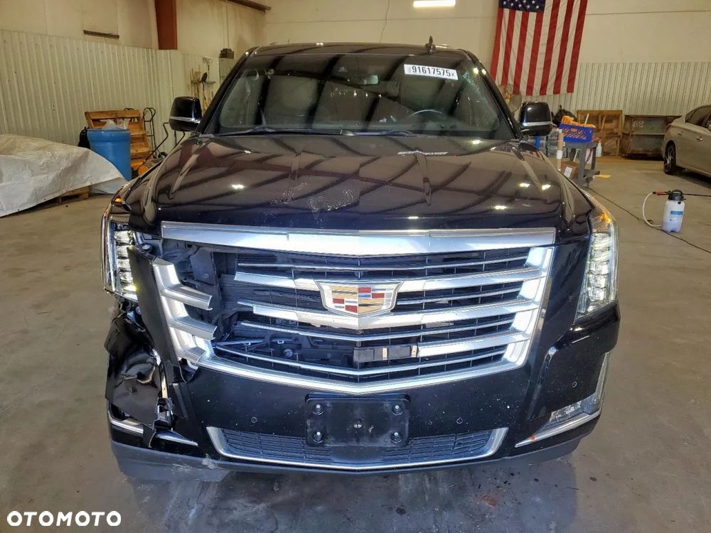 Cadillac Escalade ESV 6.2 V8 AWD AT Platinum - 5