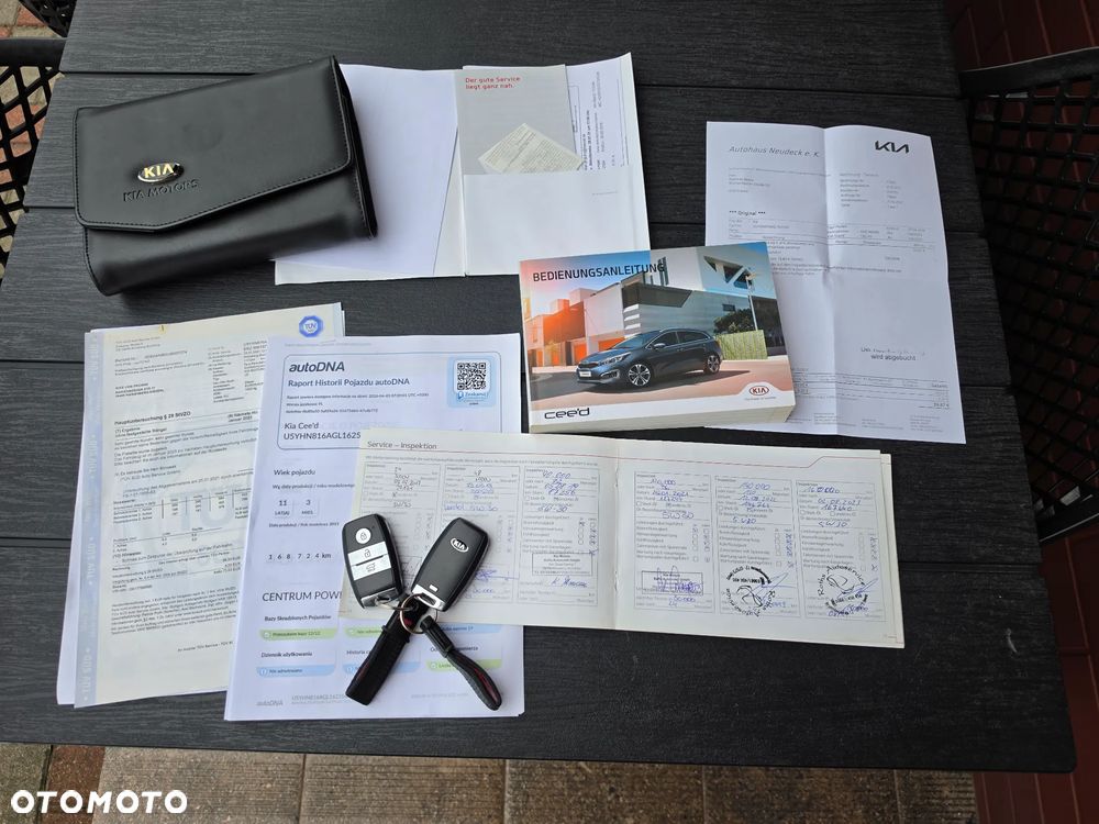 Kia Ceed 1.6 CRDi 136 ISG Platinum Edition - 32