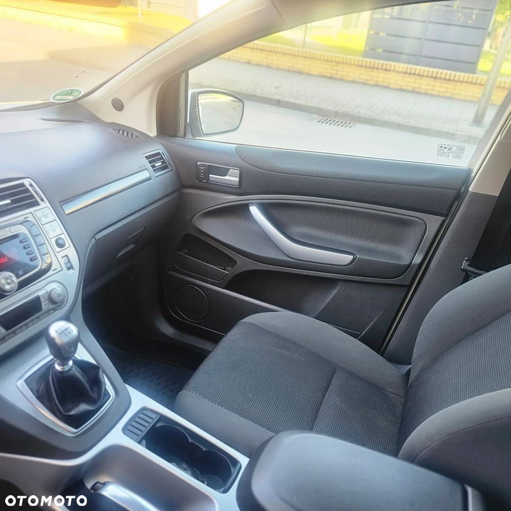 Ford Kuga 2.0 TDCi 2x4 Individual - 21