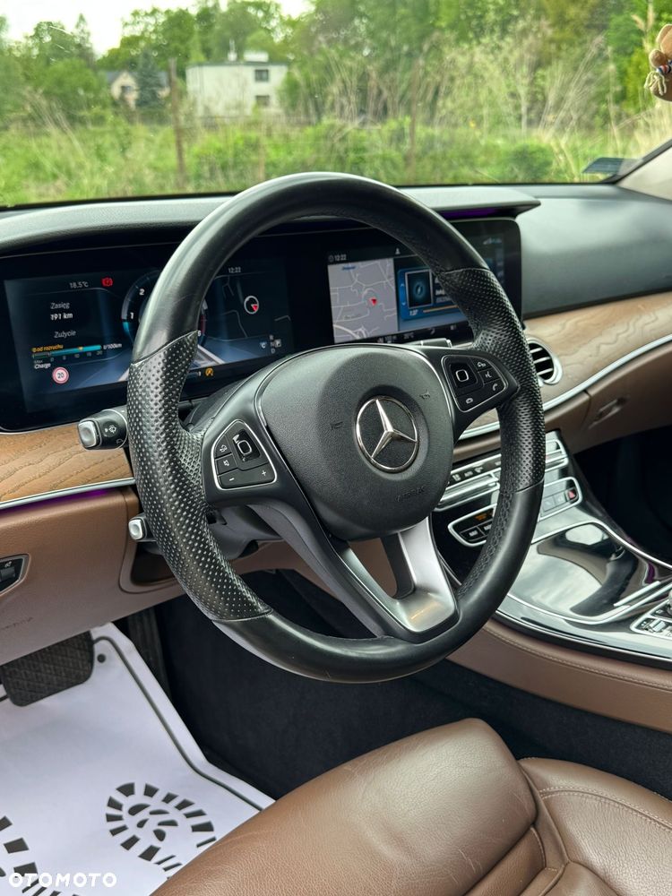 Mercedes-Benz Klasa E 220 d 9G-TRONIC - 16