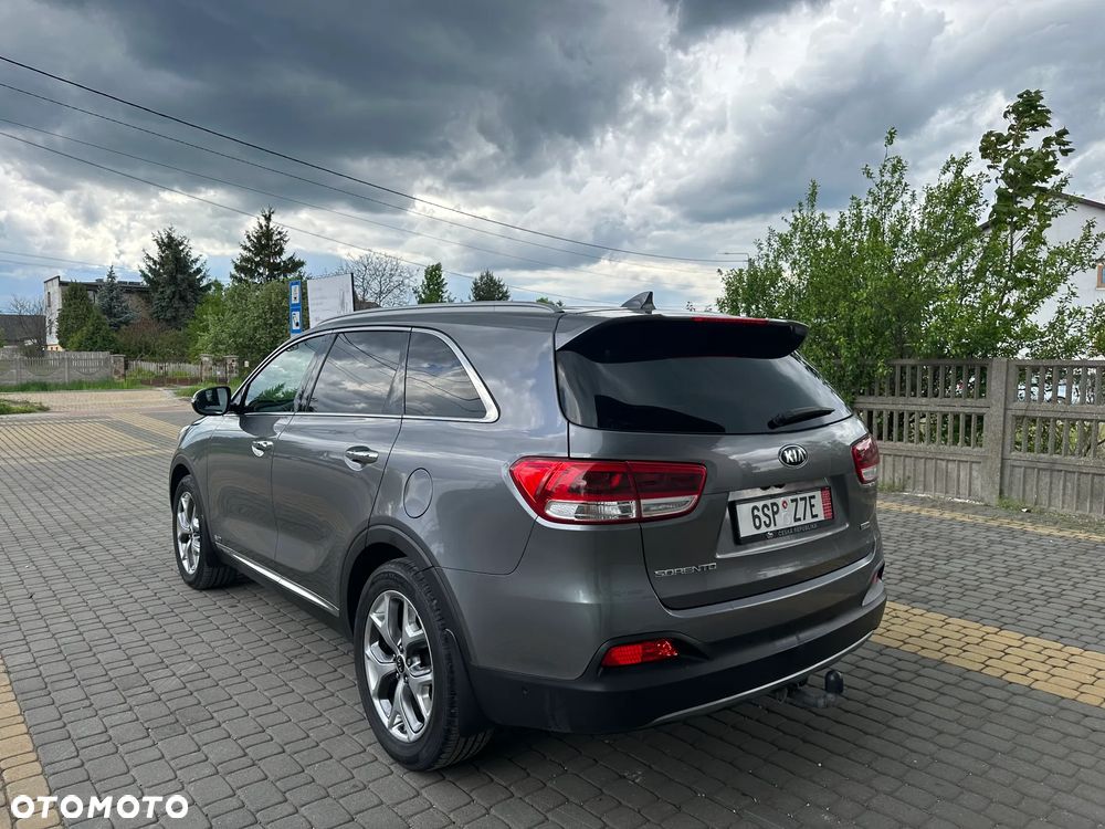Kia Sorento - 16