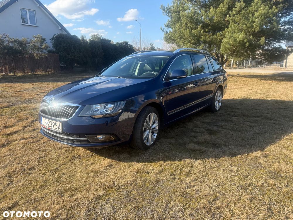Skoda Superb 1.6 TDI Elegance - 1