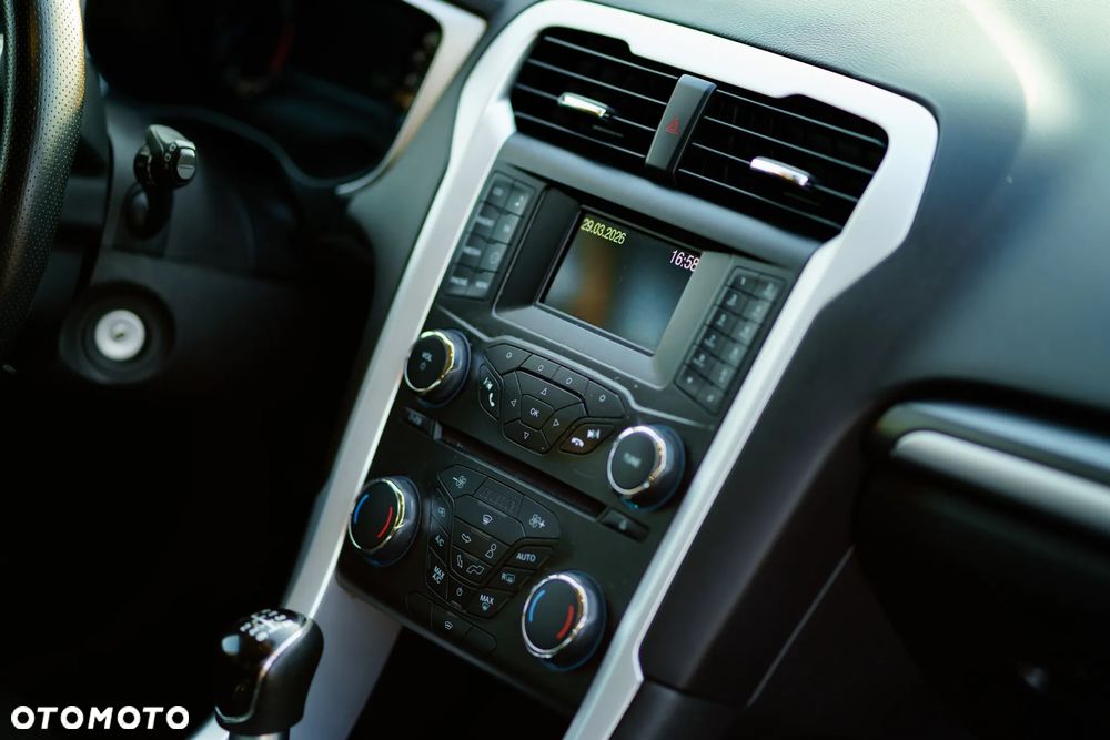 Ford Mondeo 1.5 EcoBoost Ambiente - 24