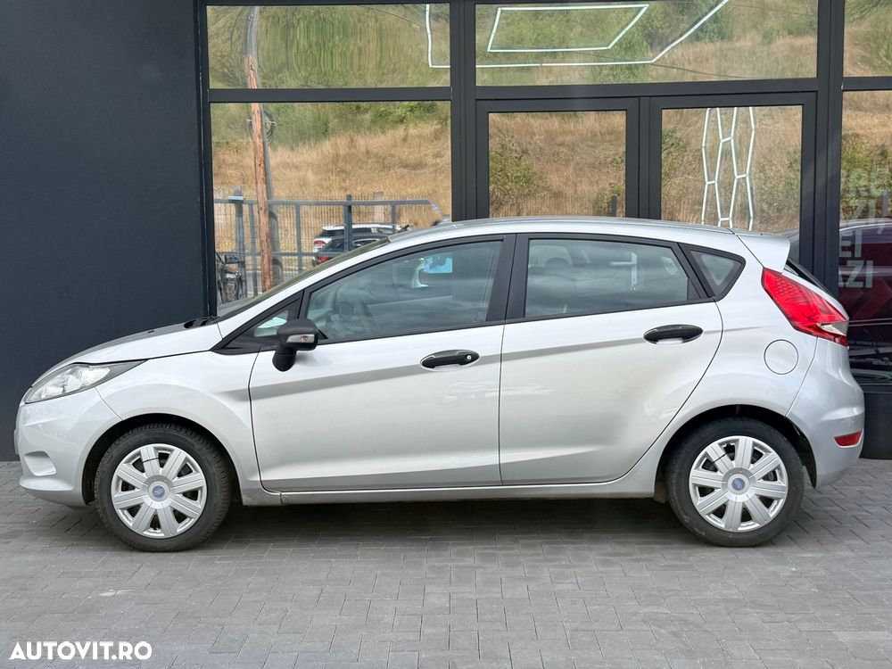 Ford Fiesta 1.4 TDCI - 10