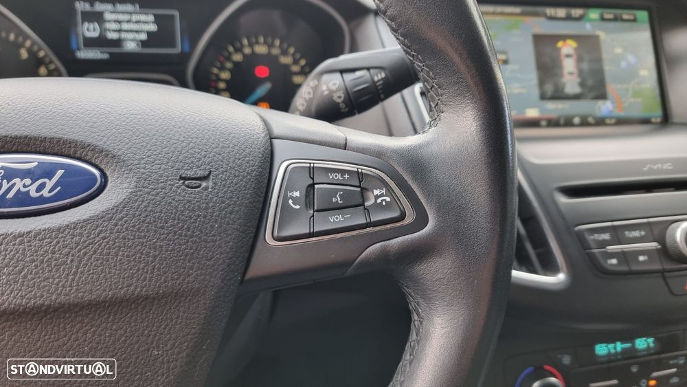 Ford Focus 1.0 EcoBoost Titanium - 20