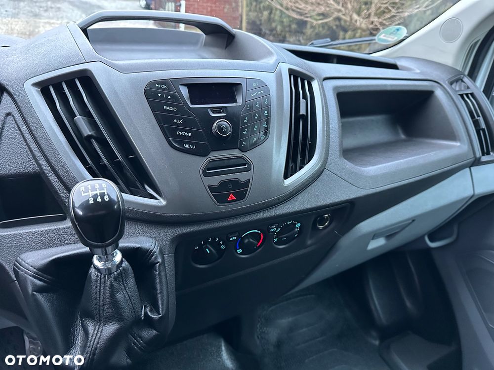 Ford Transit - 9