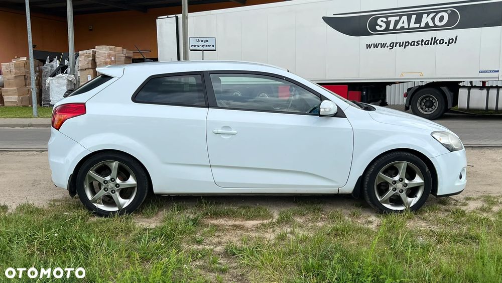Kia Ceed - 6