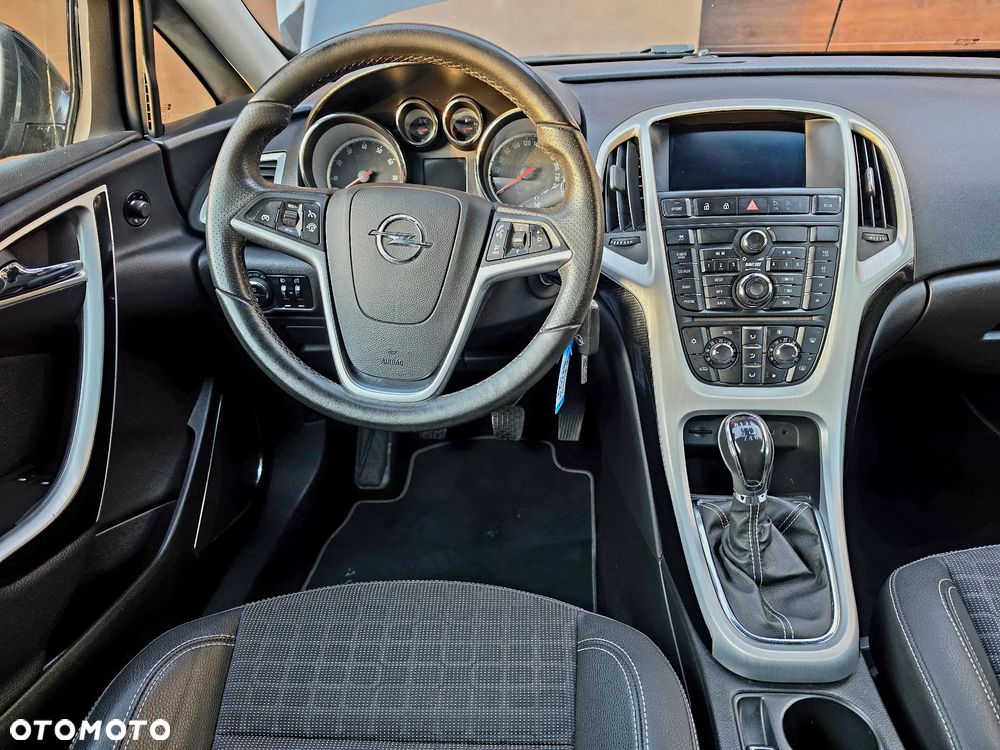 Opel Astra 1.6 Turbo Innovation - 15