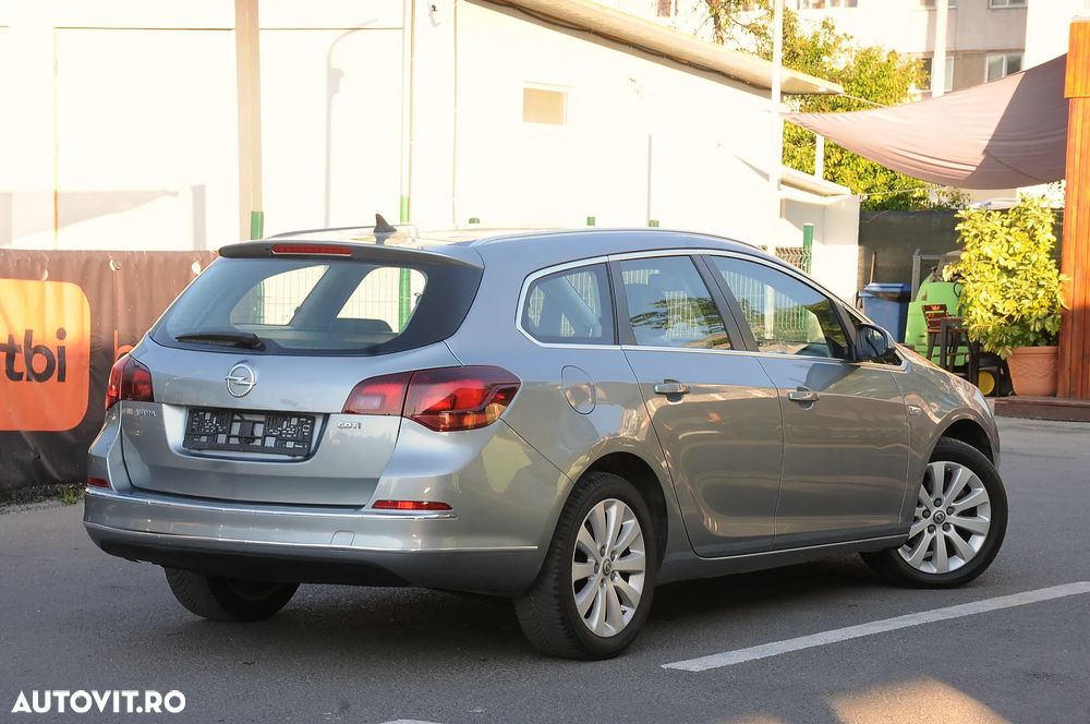 Opel Astra 1.6 CDTI DPF ecoFLEX Sports TourerStart/Stop Edition - 4
