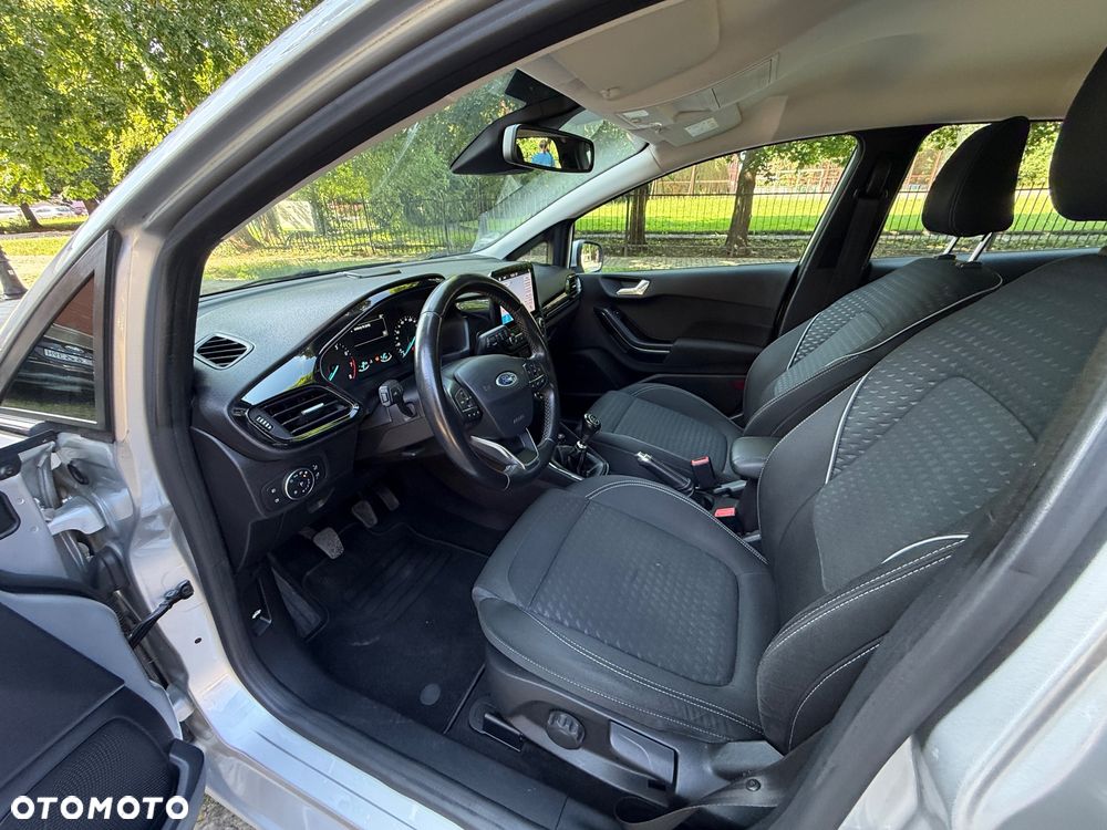 Ford Fiesta - 23