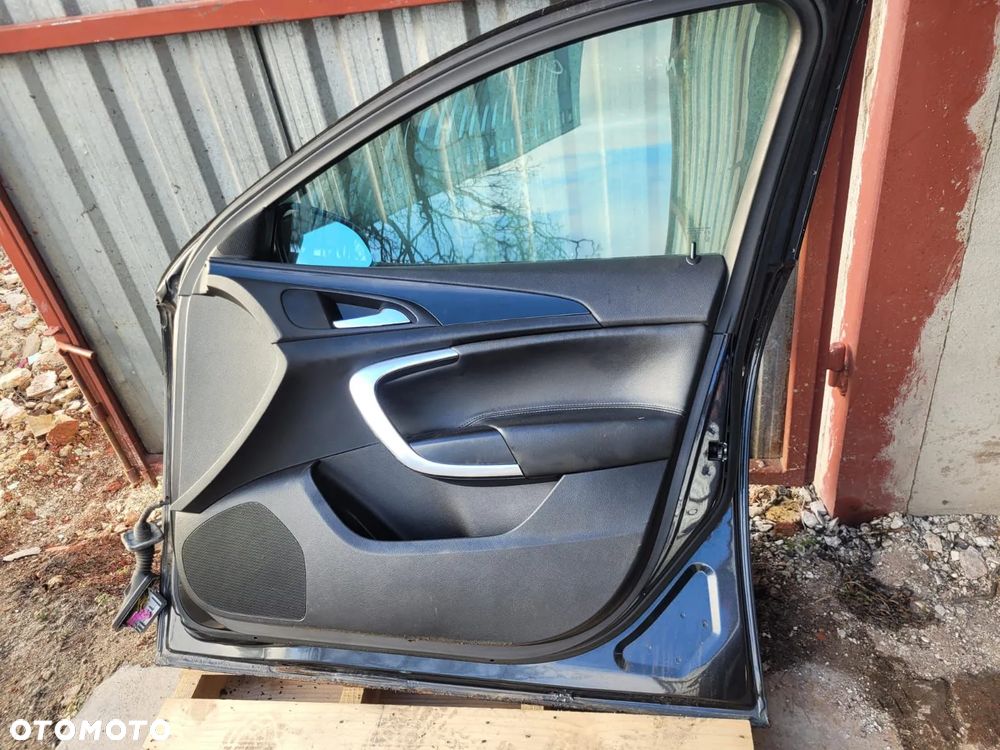 boczki drzwi OPEL INSIGNIA A KOMBI EUROPA