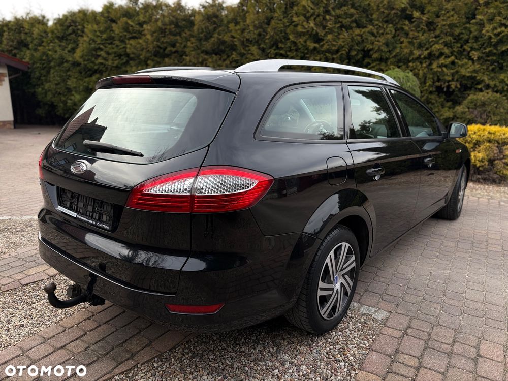 Ford Mondeo - 8