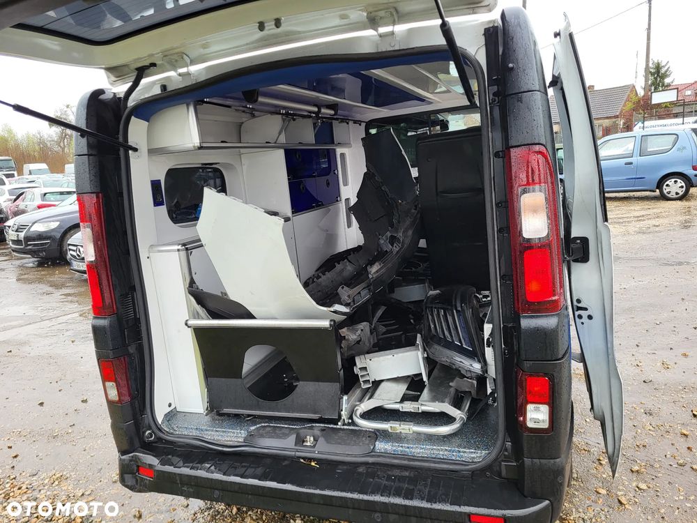 Renault Trafic - 25