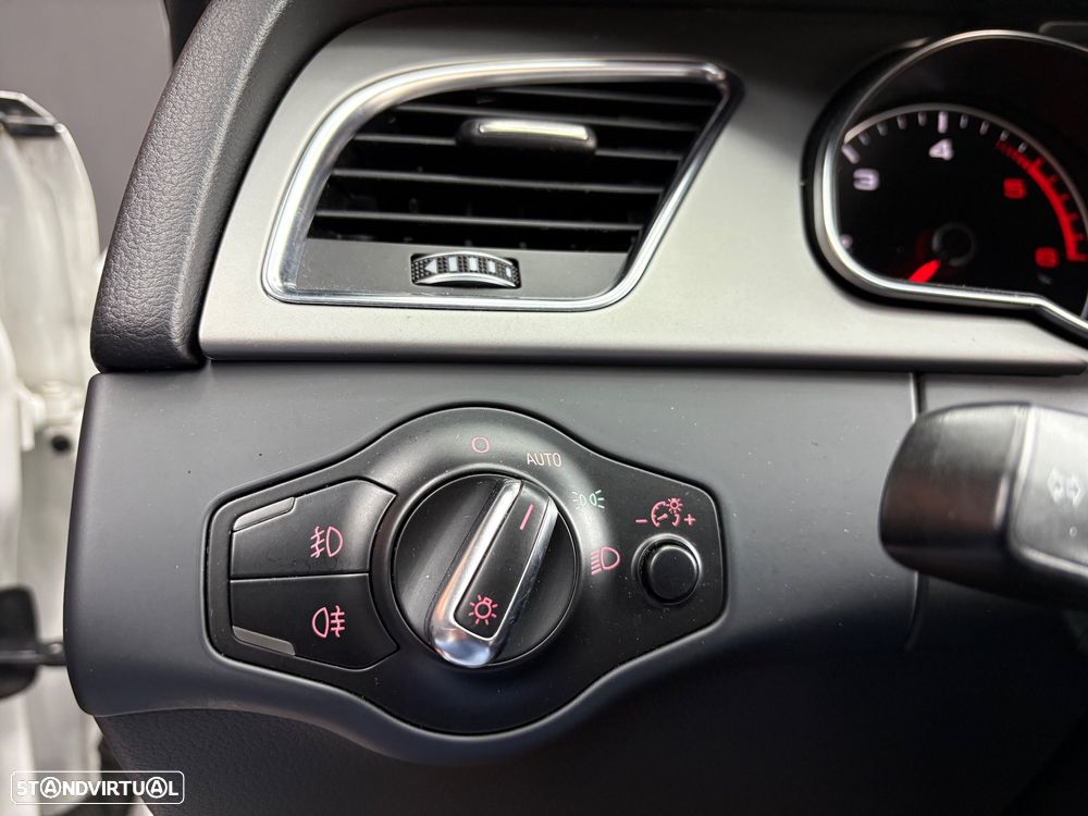 Audi A5 2.0 TDI Multitronic S-line - 49