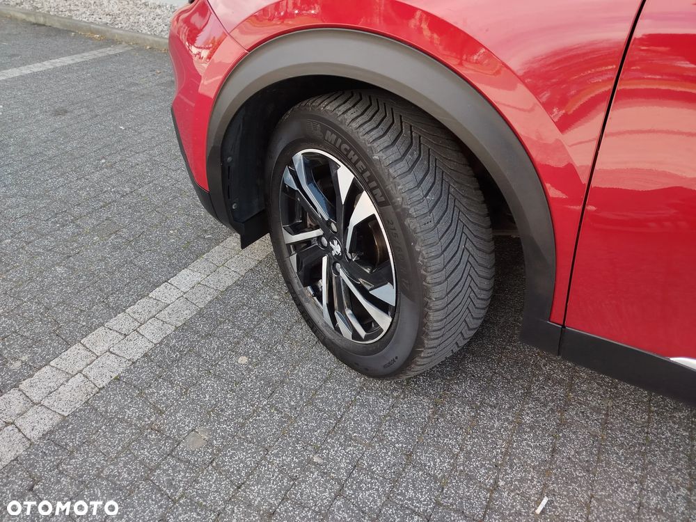Peugeot 2008 BlueHDi 130 EAT8 Allure Pack - 37