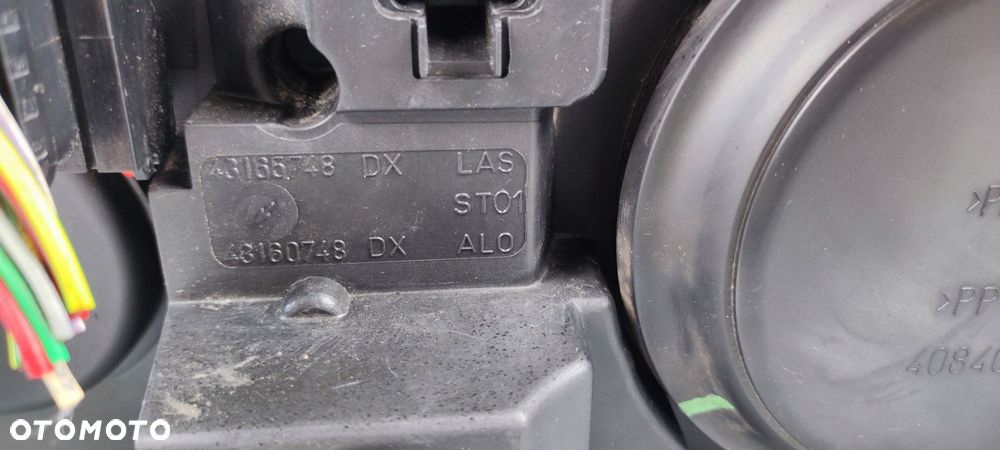 reflektor lampa prawa prawy lewa lewy przód przednia PEUGEOT 307 LIFT HB SW - 8