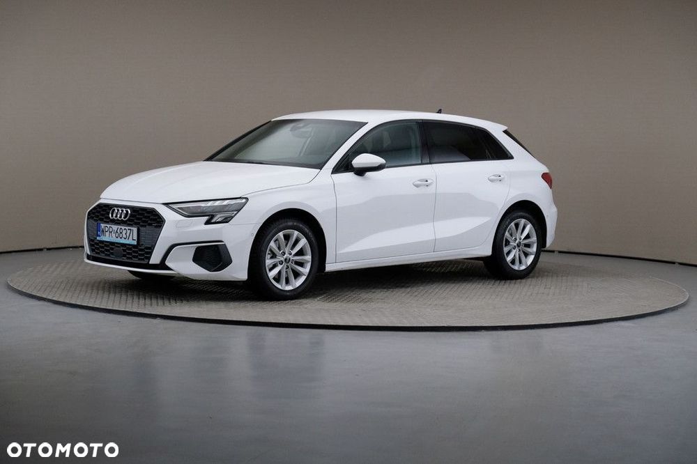 Audi A3 Sportback - 1
