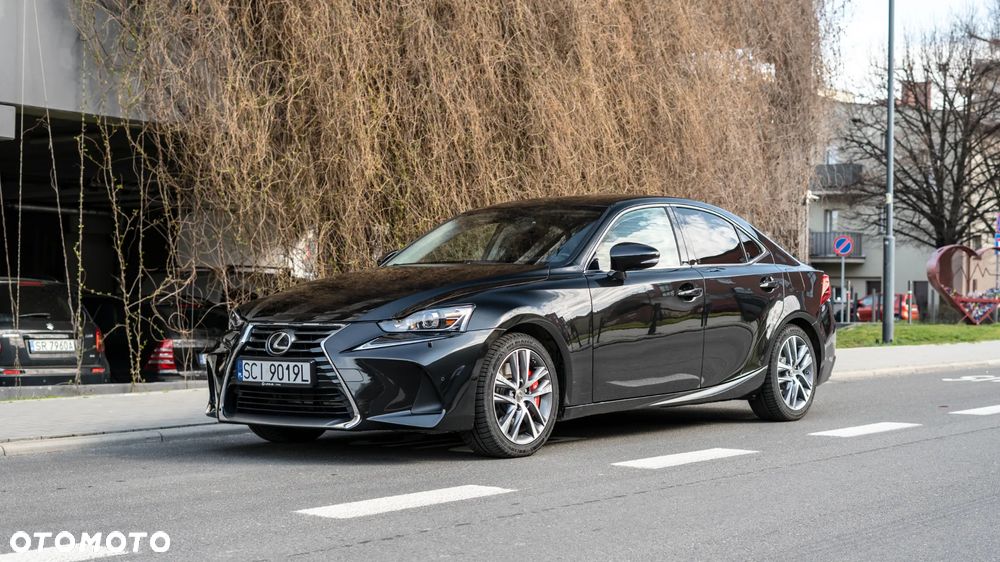 Lexus IS 200t Elite - 8