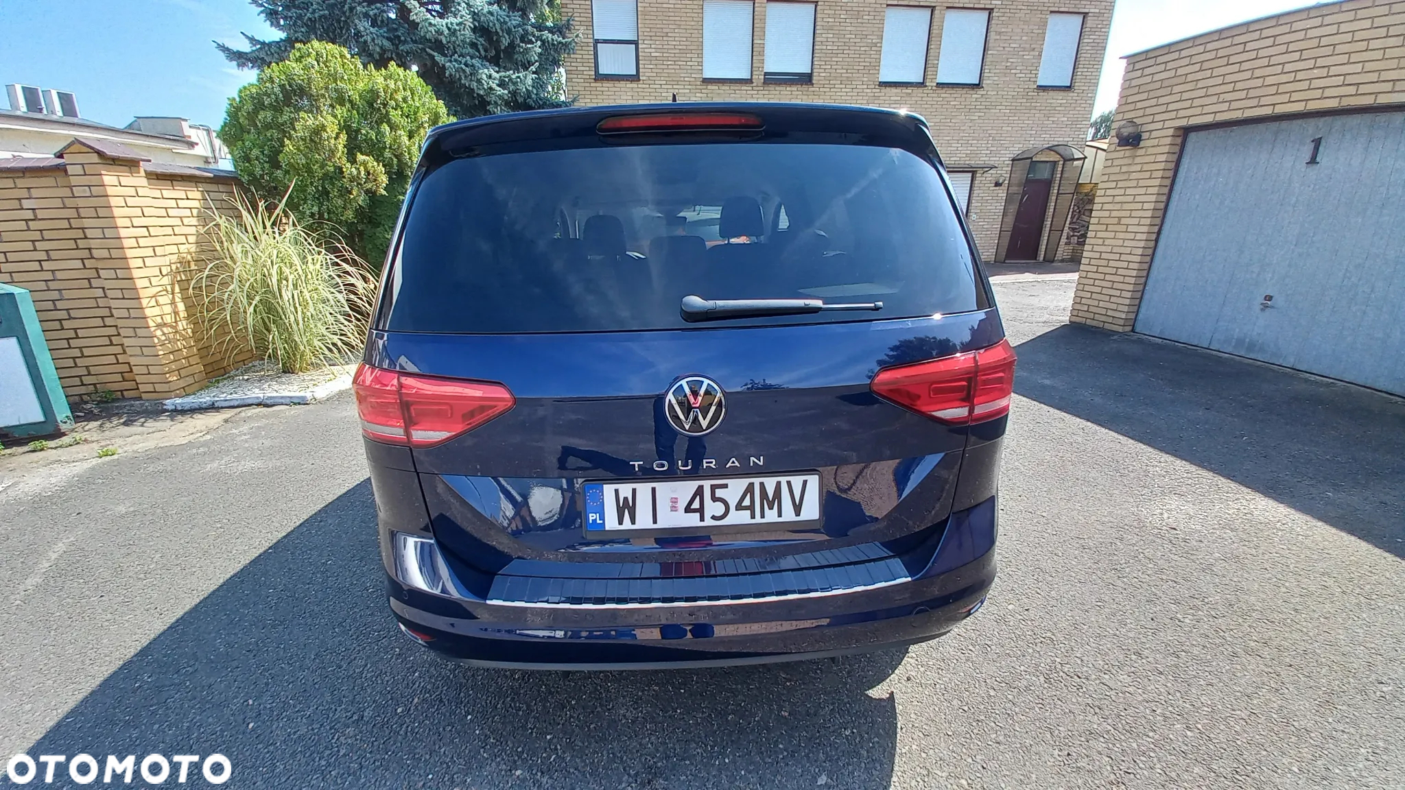 Volkswagen Touran - 38