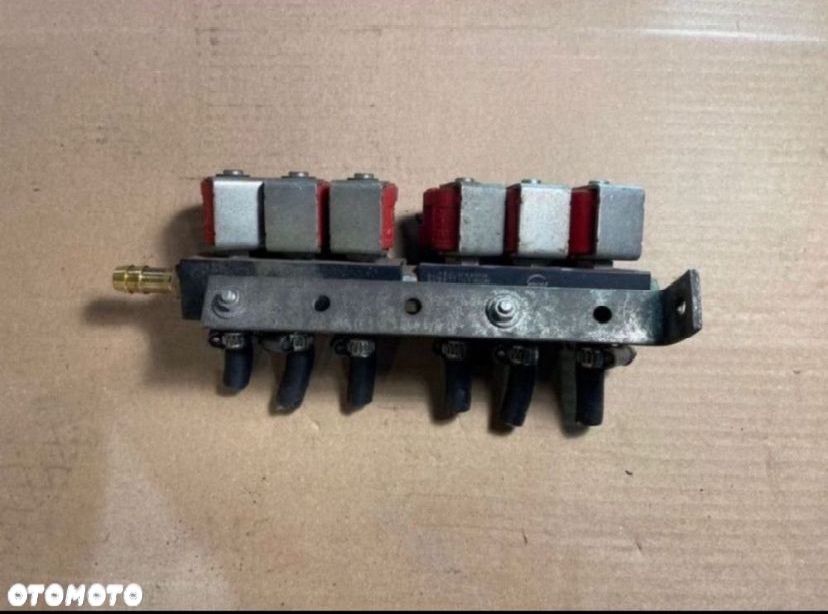 67R010104 Listwa wtryskowa Wtryskiwacz LPG 6 cylindrów - 1