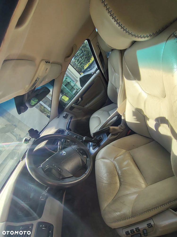 Volvo XC 70 2.4D5 AWD Ocean Race - 10