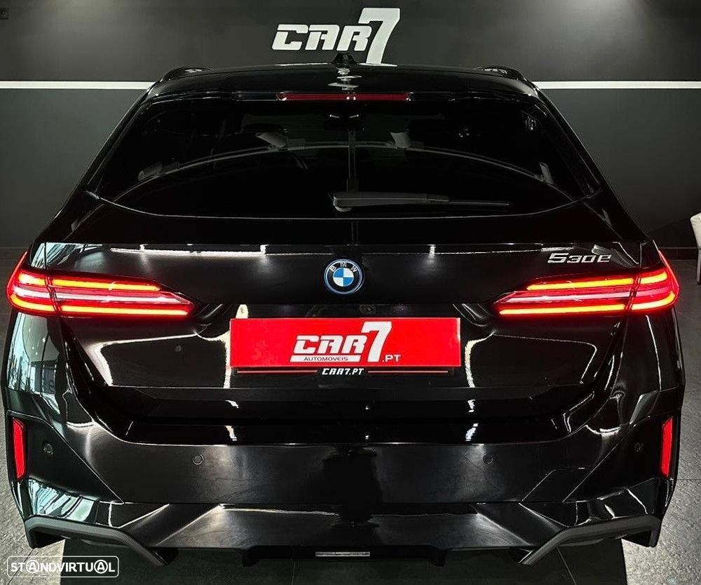 BMW 530 e Pack Desportivo M - 4