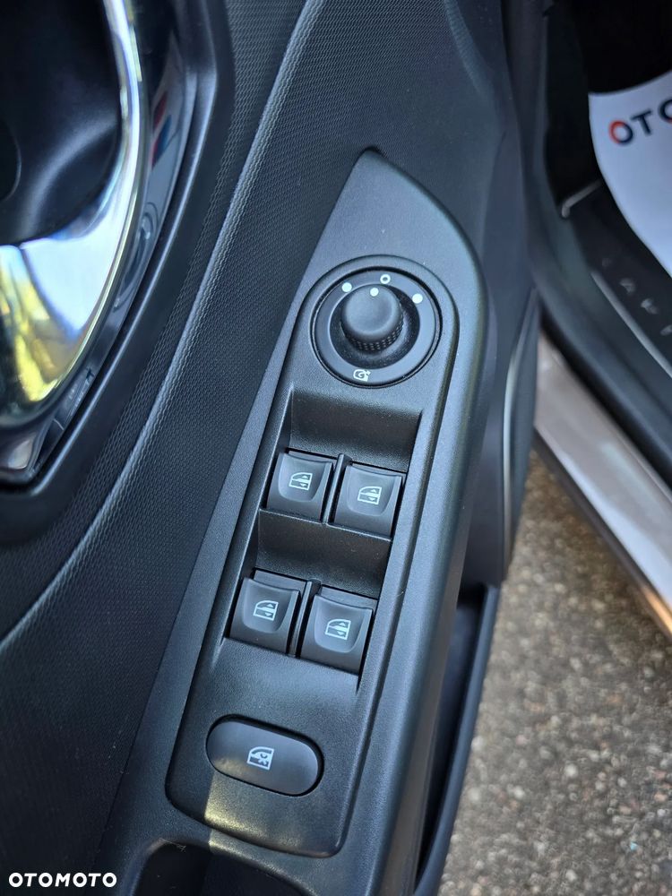 Renault Captur TCe 120 EDC Luxe - 18