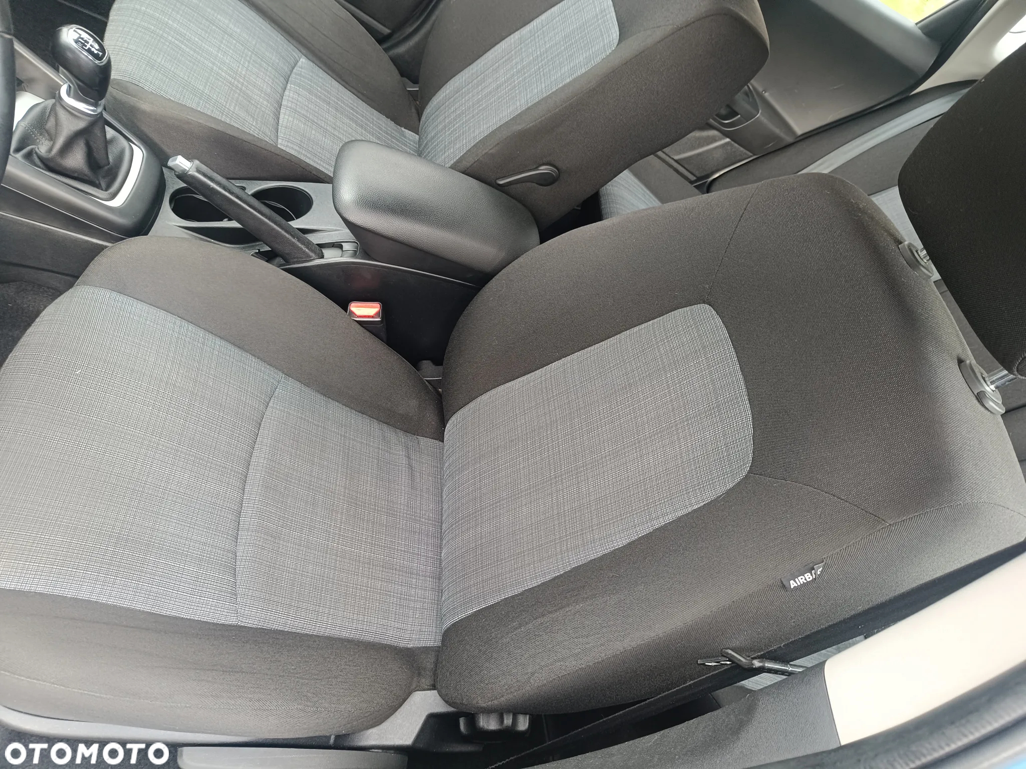 Kia Ceed 1.4 CVVT Attract - 13