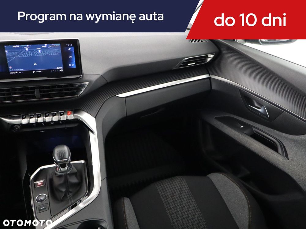 Peugeot 5008 - 10